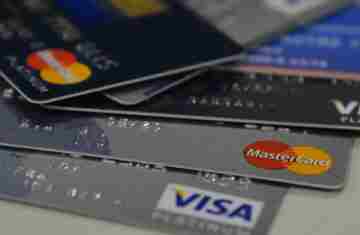  Percentual de famílias com dívidas cresce, mas inadimplência cai 